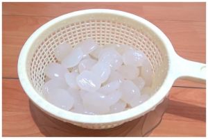 Tanpa bahan tambahan, begini cara menghilangkan rasa asam dan bau tak sedap pada kolang kaling