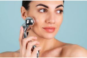 Trik bikin face roller sendiri untuk melembapkan kulit, cukup gunakan 1 alat
