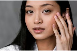 10 Rekomendasi produk Mustika Ratu untuk kulit normal di bawah Rp 100 ribu, basmi debu & kotoran wajah