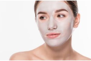 Trik atasi kusam pada wajah dengan masker dari 3 bahan dapur, bikin kulit cerah dan lembut