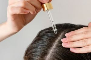 Cuma pakai 4 jenis minyak alami, ini cara membuat hair serum untuk atasi rambut kusut dan mudah rontok