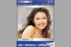 Model iklan sabun jadul kini gayanya kian anggun usai jadi istri TNI, ini 11 potret transformasinya