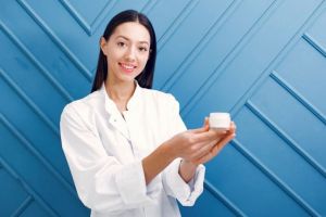 Bikin kulit wajah sehat, ini 11 rekomendasi skincare Whitelab harga mulai Rp 40 ribuan