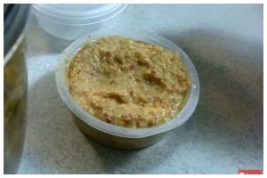 Tanpa perlu ditumis, ini cara praktis menyimpan bumbu giling agar awet tahan lama