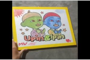 11 Potret kocak hasil mewarnai kartun anak ini penampakannya malah ganti karakter, nyeleneh abis