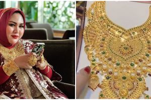 Momen Mira Hayati pemilik tas emas Rp 500 juta borong perhiasaan, uang tunainya bikin melongo