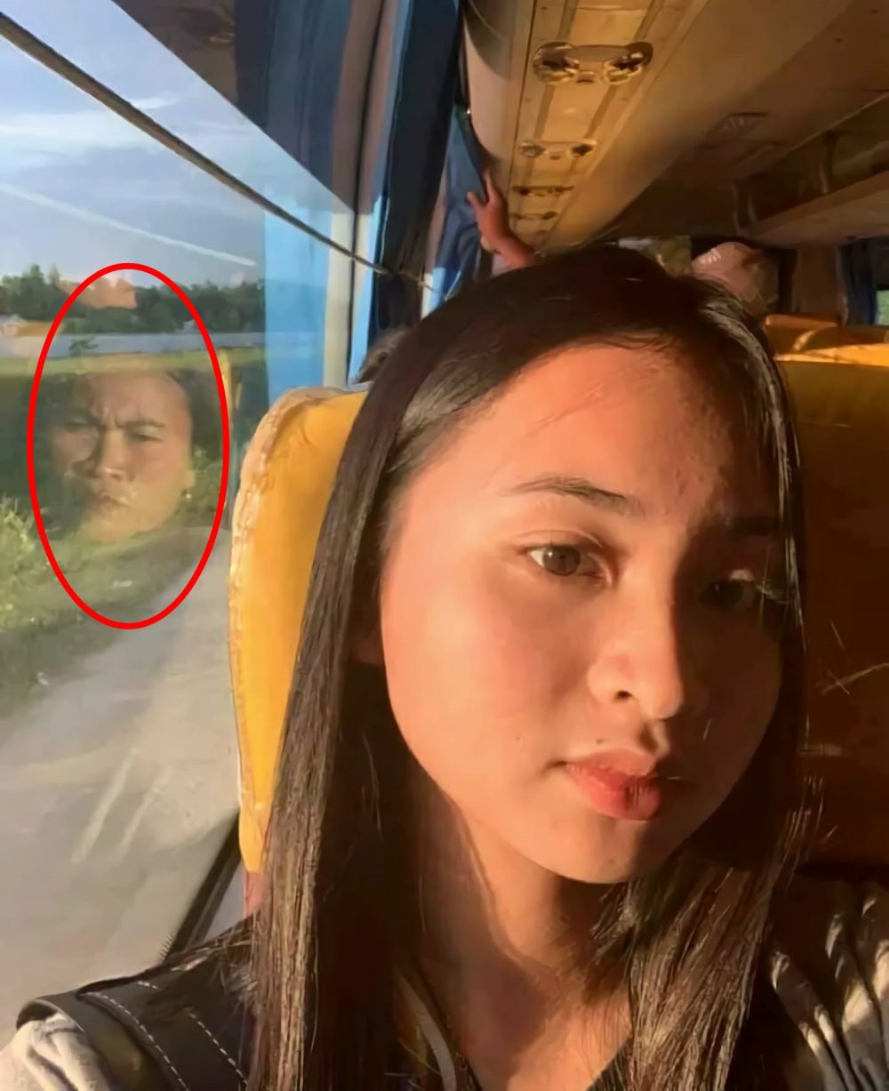 11 Potret kocak bayangan orang di cermin ini bikin nyengir lebar, nyeleneh abis