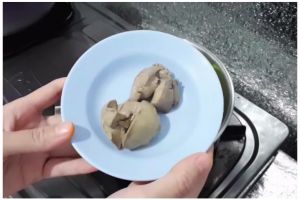 Pakai 2 bahan dapur, ini cara bersihkan hati ayam agar terbebas dari rasa pahit & antiamis saat diolah