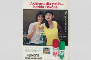 Cowok di iklan deodoran ini dulu aktor laga top, intip 11 potretnya bugar di usia 68 tahun momong cucu