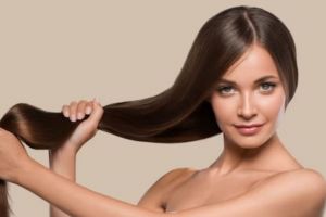 Cara memperkuat rambut panjang agar bebas rontok ini hanya butuh 3 bahan dapur, bikin auto lebat
