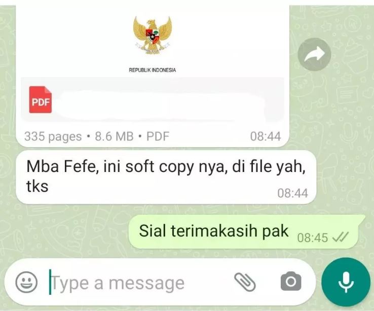 Pentingnya teliti, 11 chat lucu balas pesan dari teman kerja endingnya bikin panik