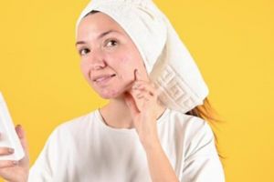 9 Rekomendasi sunscreen untuk kulit berjerawat harga mulai Rp 30 ribuan