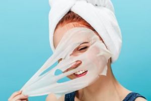 Hanya butuh 2 jenis sayuran, begini trik membuat masker peel off untuk atasi flek hitam