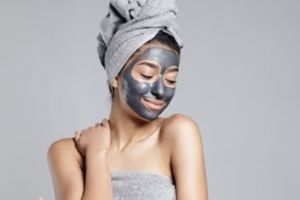 9 Rekomendasi clay mask untuk kulit berminyak, harga mulai Rp 20 ribuan