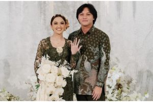 Digelar mewah bertabur bintang, intip gaya 10 seleb hadiri pertunangan Rizky Febian dan Mahalini