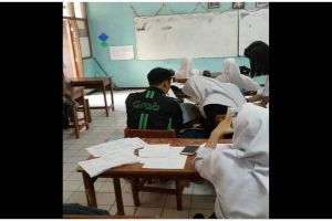 10 Potret kocak driver ojek online sedang gabut ini kelakuannya mengundang tanya, lagi ngapain ya?