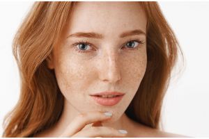 Trik samarkan bintik hitam di wajah pakai masker dari 1 bahan sayuran, bikin glowing dan awet muda
