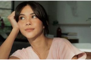 Miliki wajah glowing dan bebas jerawat, begini 5 trik Nana Mirdad menjaga kecantikan kulit