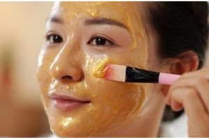 Trik bikin masker untuk atasi beruntusan pada wajah ini cuma butuh 1 bahan minuman