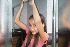 Viral terseret kasus video syur, ini 11 transformasi Rebecca Klopper dari artis cilik hingga kini