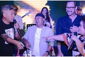 Penampilan Ussy Sulistiawaty di ultah Wendy Cagur bikin pangling, nyaris susah dikenalin