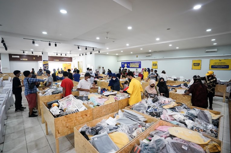 Yuk datang ke Lucky Bundle dan nikmati sensasi berbelanja ala berburu harta karun