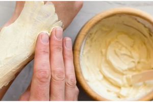 Cara atasi telapak tangan kasar hanya pakai hand butter dari 3 bahan alami ini bikin kenyal dan halus