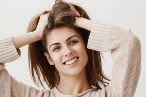 Bantu atasi kebotakan, ini cara menumbuhkan rambut tipis pakai serum dari 1 bumbu dapur