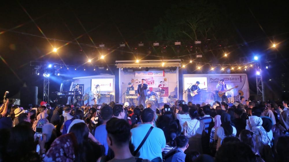 4 Keseruan panggung MLDSPOT di ajang Java Jazz Festival 2023, hadirkan kolaborasi musisi muda