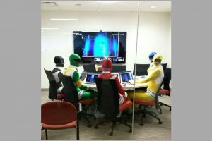 10 Potret kocak kelakuan karyawan di kantor ini memancing emosi, gaji auto dipotong