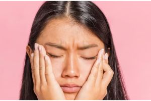 Cerah dan berkilau, ini 9 langkah penggunaan skincare untuk kulit kusam