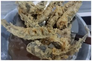 Tanpa baking soda, ini cara bikin lele krispi ala warung lalapan yang renyah dan nggak keras