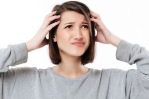 Bebas rontok dan botak, ini trik menumbuhkan rambut rapuh dan tipis pakai hair oil dari 1 jenis daun