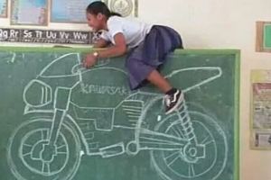 8 Potret kocak kelakuan pelajar di kelas, fix bikin yang lihat ketawa