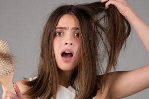 Auto lebat dan kembali sehat, ini cara mengatasi rontok akibat pewarnaan rambut pakai 1 jenis rempah