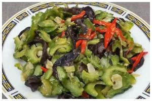 Jangan diremas pakai garam, ini trik bikin tumis pare yang antipahit dan mudah dibuat