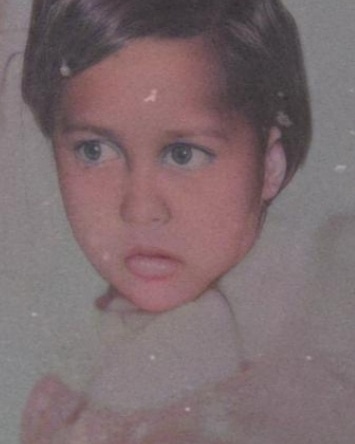 Bocah bak bule ini gedenya tenar di sinetron Si Doel, kini masih aktif akting meski kaki diamputasi