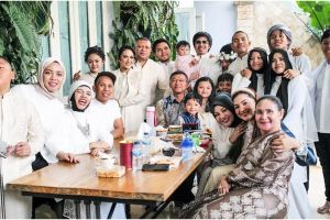 11 Momen Atta Halilintar rayakan Idul Adha bareng keluarga besar, sikap Anang pada Raul Lemos disorot