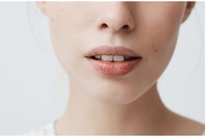 Halus dan kulit tak terkelupas, ini trik atasi bibir kering di bagian sudut pakai 1 jenis tanaman