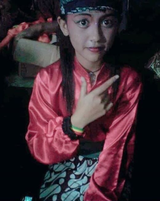 Bocah ini pernah ngamen jadi anak punk di jalanan, kini bayarannya hingga Rp 600 juta per bulan