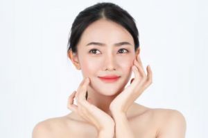 Wajah auto cerah dan antibelang, begini trik membuat masker bleaching pakai 3 jenis buah
