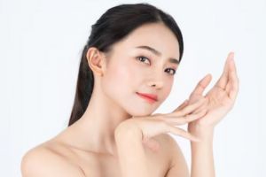 Langsung terlihat dalam sekali pakai, ini cara memutihkan wajah kusam pakai masker dari 1 jenis tepung