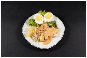 Trik bikin gado-gado sehat bebas minyak, antihambar meskipun tak pakai garam dan gula