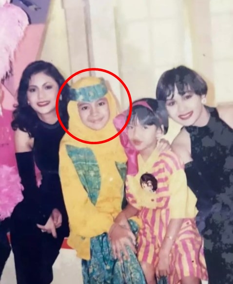 Penyanyi cilik populer ini sempat jatuh miskin dan tinggal di rumah petak, kini nasibnya berubah