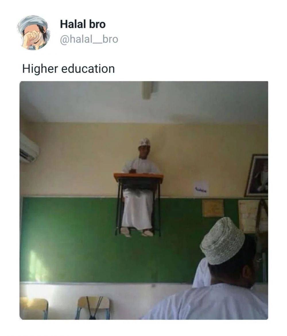 Nggak ada lawan, 13 potret kocak kelakuan nyeleneh guru dan murid dalam kelas ini bikin tepuk jidat