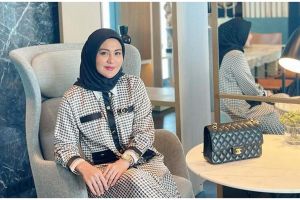 Wajah tampak bersih tanpa ada jerawat, begini 5 trik menjaga kecantikan kulit ala Juliana Moechtar