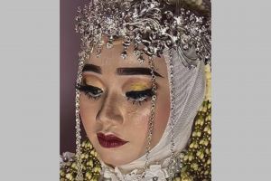Beda hasil makeup pengantin di kenyataan vs potret fotografer ini bikin ngelus dada, editingnya ngegas