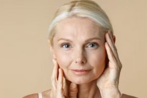 Tak perlu telur, ini cara atasi wajah kendur pakai masker dari 1 jenis tanaman herbal