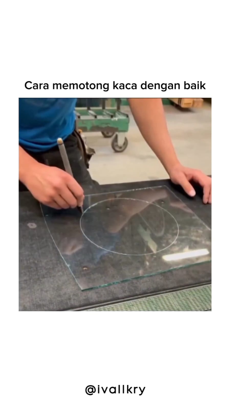 Pria ini tunjukkan cara cepat potong kaca agar hasilnya presisi, endingnya malah di luar prediksi