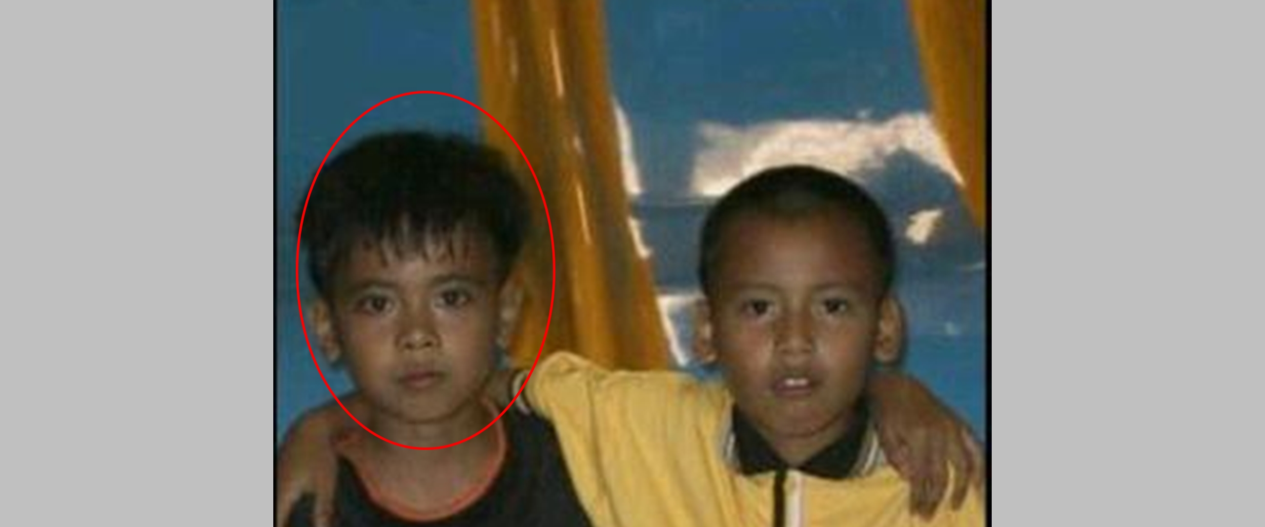 Bocah ini gedenya sukses jadi member boyband, kini banting setir kerja jadi kru wedding organizer